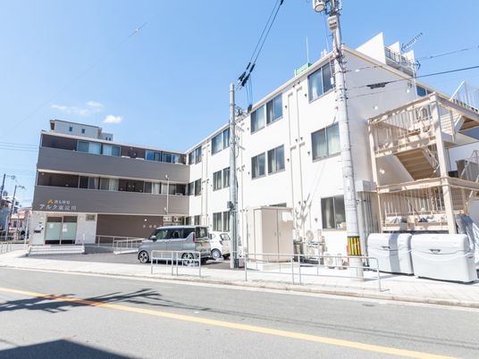 外観の建物正面  