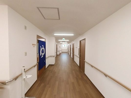 長い廊下