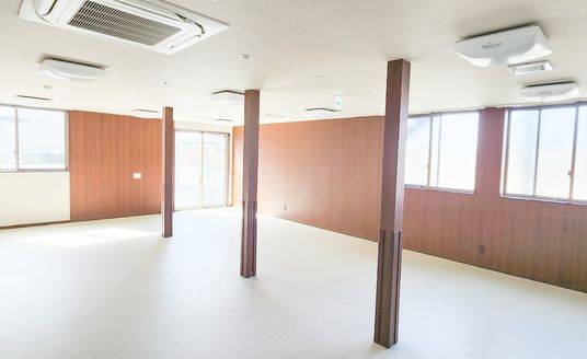 広い多目的室  