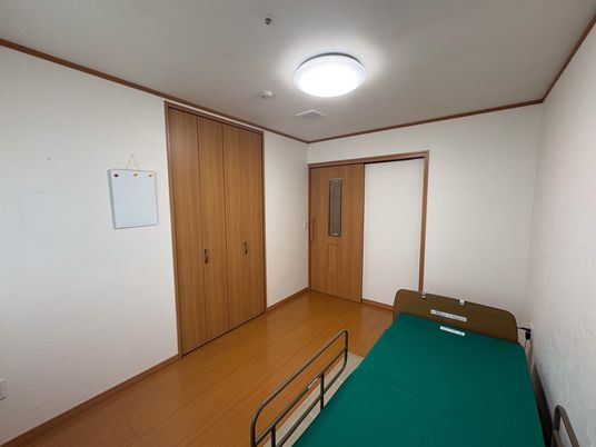 落ち着いた居室