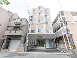 正面にある外観