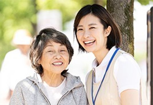 二人の笑顔の様子