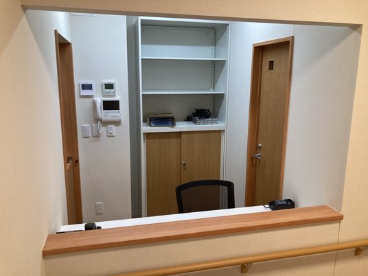 スタッフイメージの室内