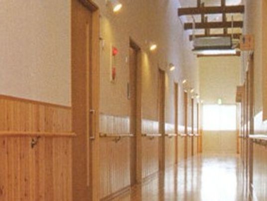 温かみのある廊下