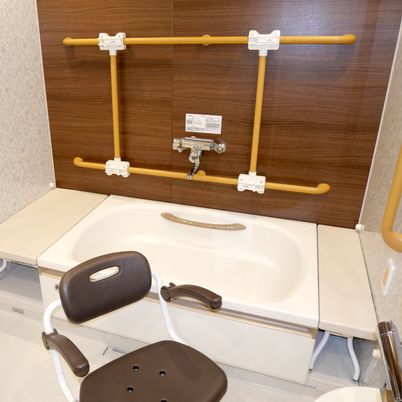 入浴設備の浴槽