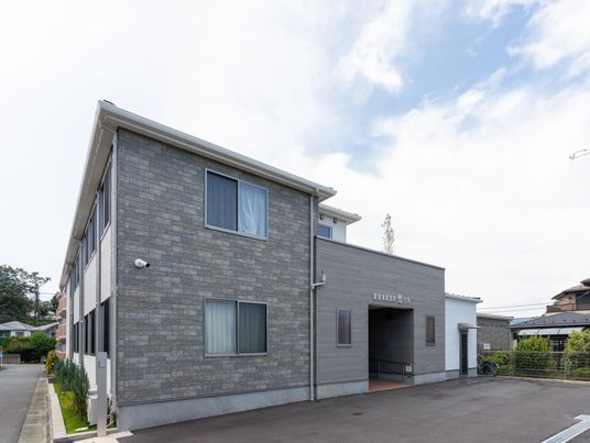 石造りの建物外観