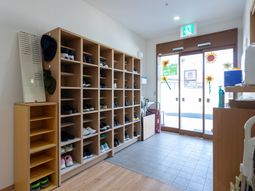 靴箱と出入口