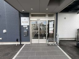 エントランスの入口