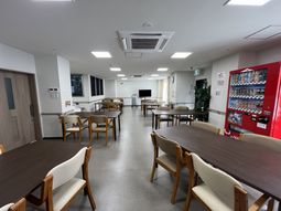 広々とした食堂