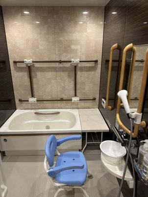 設備完備の浴室