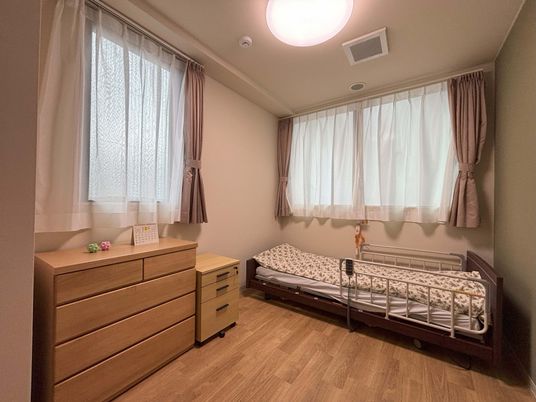 日差し明るい居室