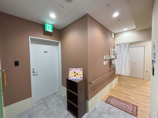 利用者のための廊下