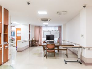 広々としたラウンジ