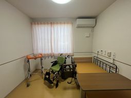 車椅子のある居室