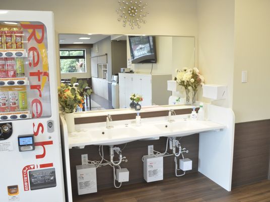 広々とした洗面台