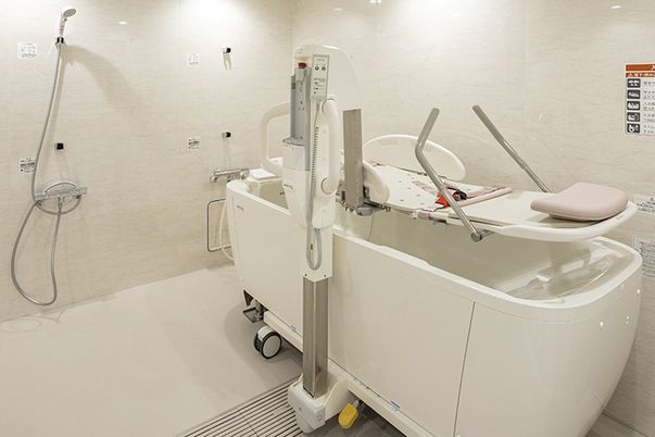 最新設備の浴室