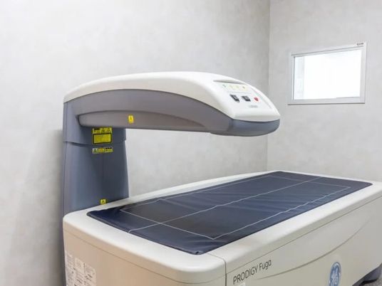 機能訓練用機器のある室内  