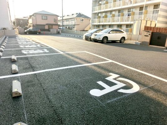 駐車区画がある外構  
