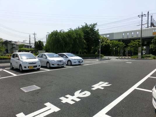 駐車場  