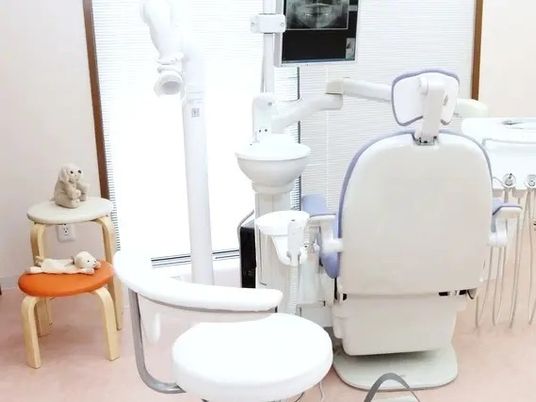 明るい浴室の機器  