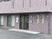 建物正面の出入口  