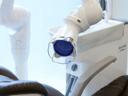 歯科用設備の機器  