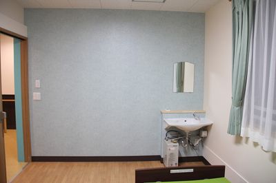 窓辺近くの居室