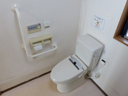 介助しやすいトイレ