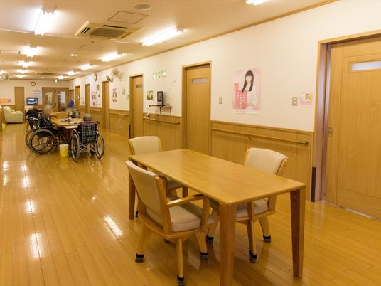 暖かみのある共用スペース