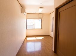 明るく広々居室空間