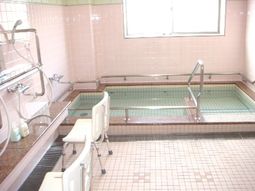 清潔な浴室の設備