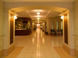 廊下の温かい雰囲気