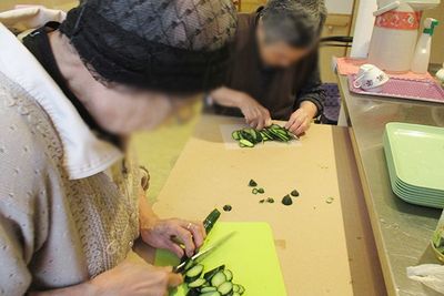 共同調理を楽しむ居室