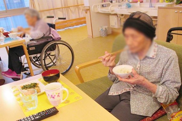 ゆったりした食堂