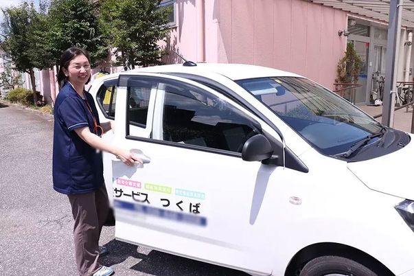 送迎車の外観