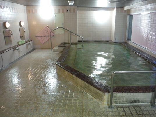 ゆったりした浴室