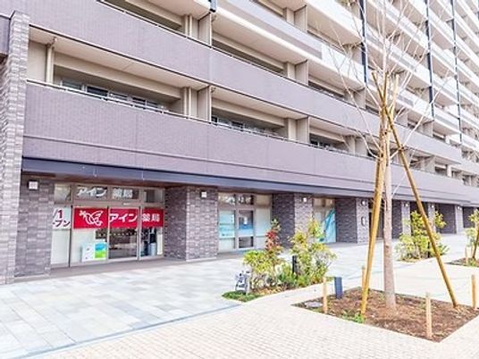外観の建物正面  