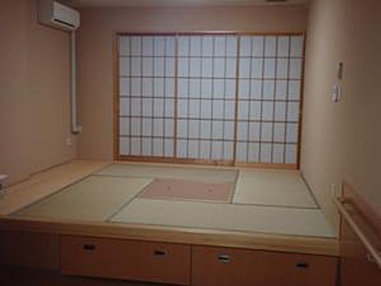 畳が敷かれた和室