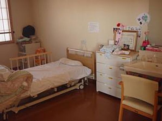 落ち着いた個室居室
