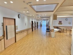 明るい共用廊下