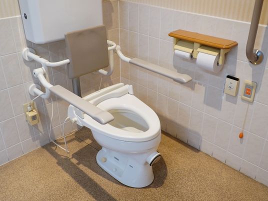 バリアフリーのトイレ設備