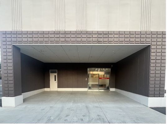 建物のエントランス  