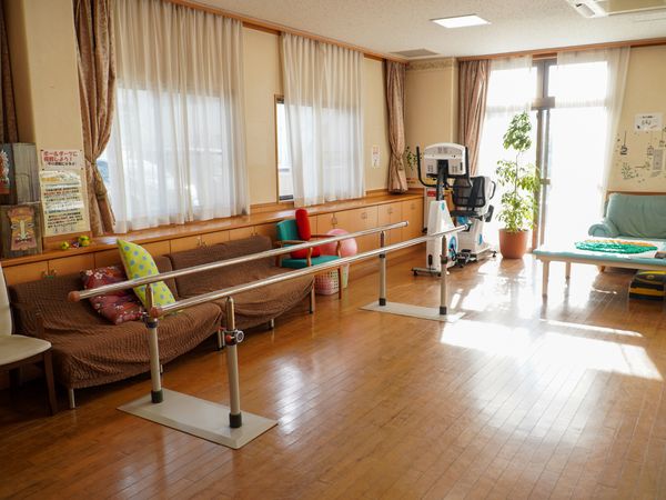 機能訓練室の日当たり良好