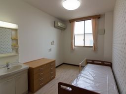 清潔な居室の一角