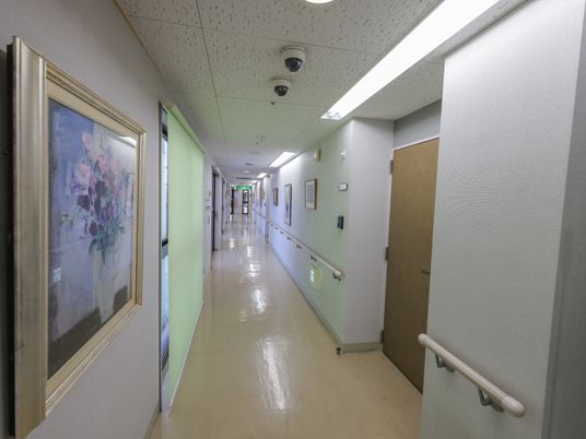 長い廊下の風景