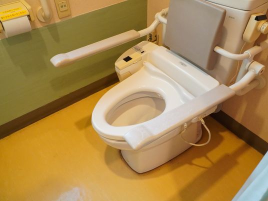 バリアフリートイレ