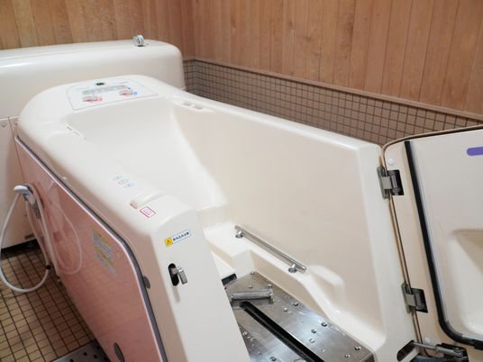 介護用の設備浴室