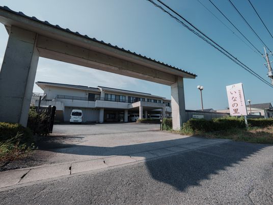 建物の入口付近