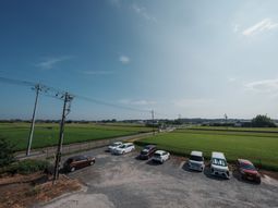 穏やかな駐車場