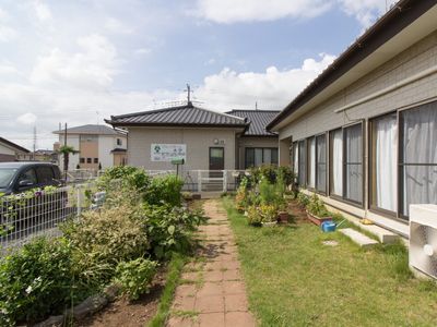 緑豊かな外観